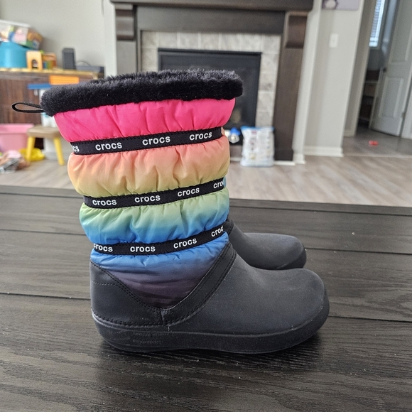 Crocs Crocbrand Winter Boots - Picture 4 of 7